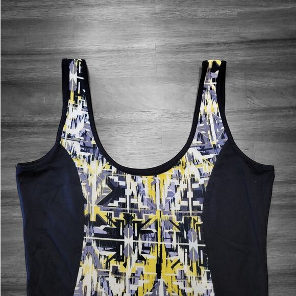 Material Girl Black Yellow Aztec Print Bodycon Dress Women’s Medium Knee Length - Picture 3 of 9